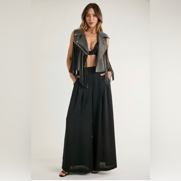 FRINGE RIDER VEST - Picture 6 of 7